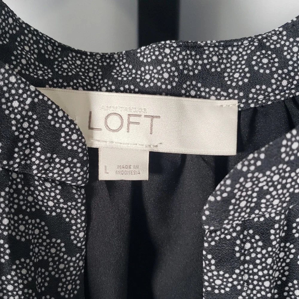 LOFT Black Sleeveless Above-the-Knee Dress - SZ L  - Missing Belt - Picture 5 of 8